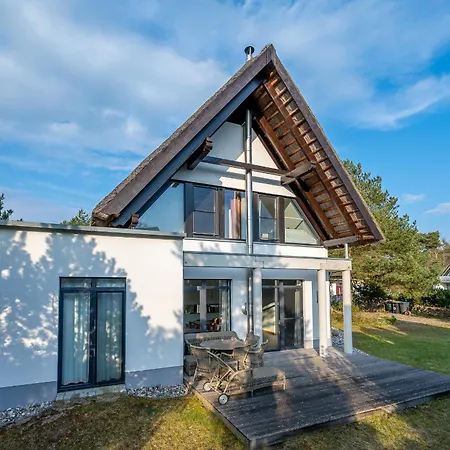 Holiday home Ostseeland Lotsenstieg 11 Karlshagen